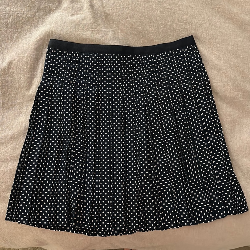 Navy & white polka dot pleated JCrew skirt